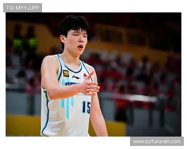 杨瀚森专注提升对抗能力与防守技巧力求在NBA赛场上突破自我